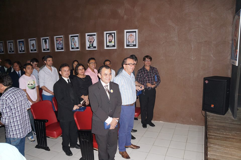 Sessão da Câmara Municipal de Fortaleza no Teatro Chico Anysio em homenagem  ao Dia do Humorista